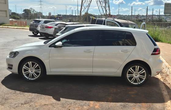 VOLKSWAGEN GOLF 1.4 TSI HIGHLINE 16V GASOLINA 4P AUTOMÁTICO